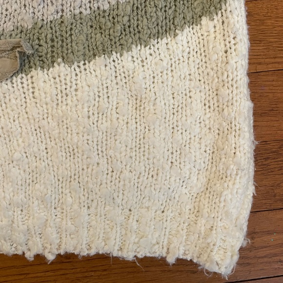 Vintage Shenanigans Floral Appliqué Short Sleeve Textured Sweater Size L… - Picture 6 of 10